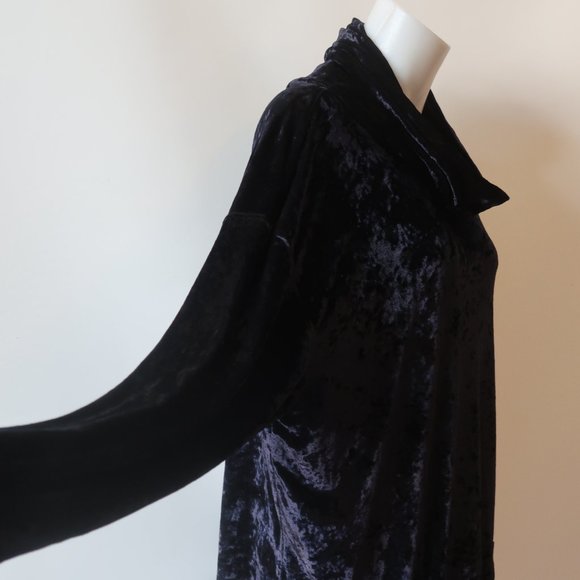 WOMENS TAPEMEASURE NEW YORK BLACK CRUSHED VELVET MOCK NECK TOP M * - Picture 8 of 14